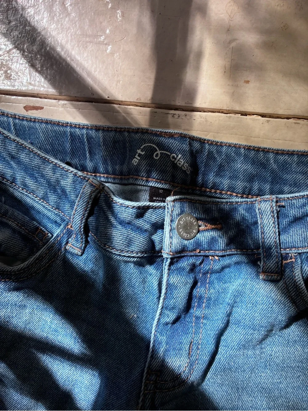 art class Two-Tone Panel Flare Jeans